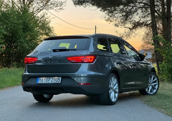 Seat Leon cena 64999 przebieg: 209999, rok produkcji 2018 z Sosnowiec małe 352